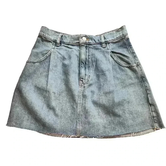 WE THE FREE WOMEN’S DENIM JEAN MINI SKIRT•SIZE 28/US 6•LIGHT WASH DENIM • - Picture 1 of 7